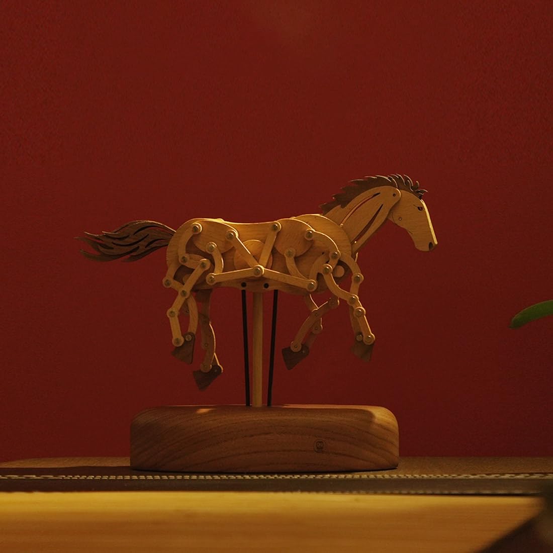 Wooden Crafts for Adults,Solid Wood Horse Dynamic Model with Mortise and Tenon Assembly,Handmade Mechanical Horse Sculpture for Desktop Decor and Home Office Entryway,Non-Music Box