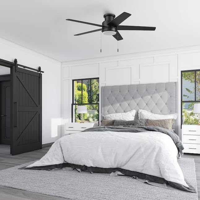 Harbr.Breeze Fairbanks Easy2Hang 52-in Color-Changing Integrated LED Outdoor Flush Mount Matte Black with Black/Sable Blades Ceiling Fan With Light (5 -Blade)