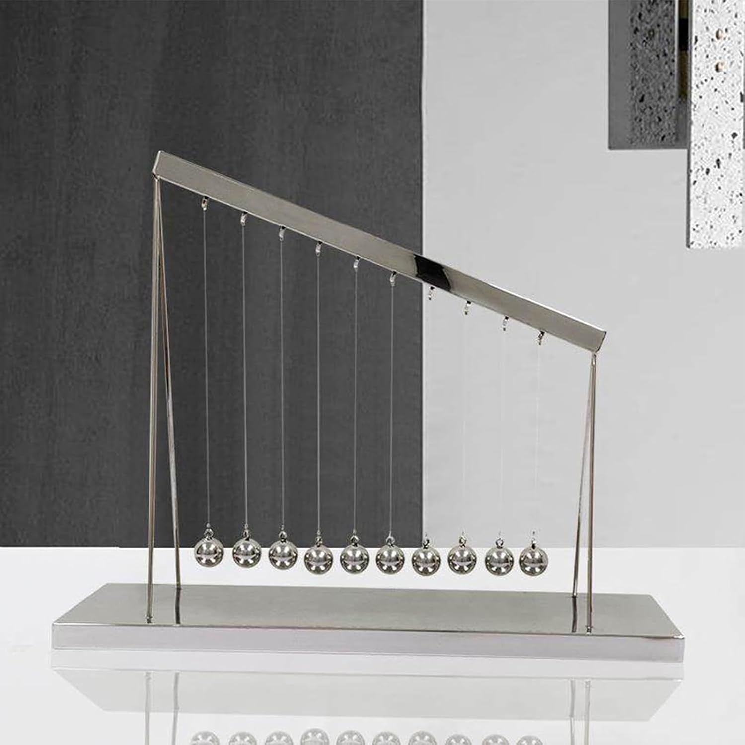 10 Beads Newtons Cradle Balance Balls, Science Physics Gadget Desktop Decoration Kinetic Motion Toy, Home Office Ornaments Desk Gadgets Gift, for Home and Office