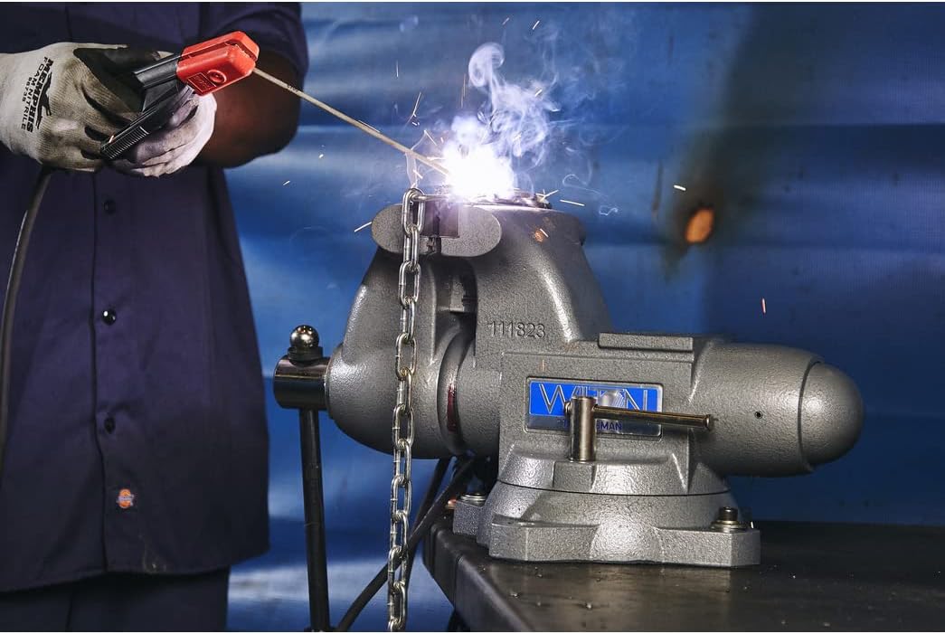 Wilton Tradesman Bench Vise, 8' Jaw Width, 6-3/4' Max Jaw Opening, 4-3/4' Throat (Model 1780A)