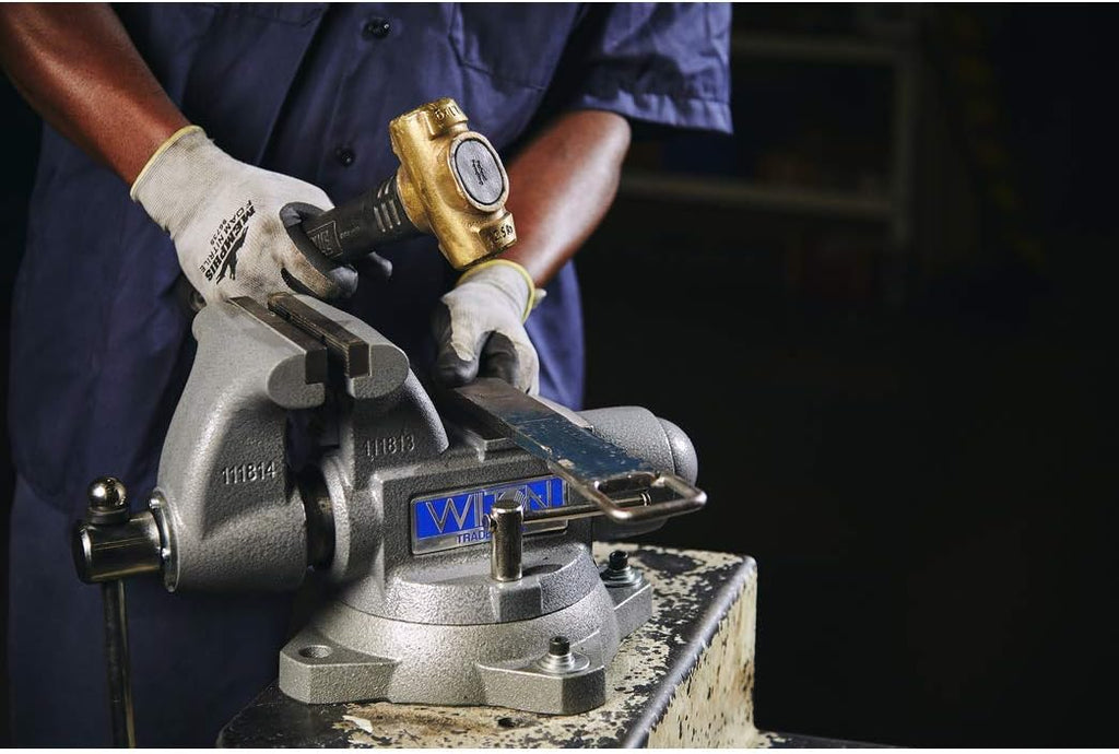 Wilton Tradesman Bench Vise, 6-1/2' Jaw (Width 6', Max Opening 4') Throat (Model 1765), Gray
