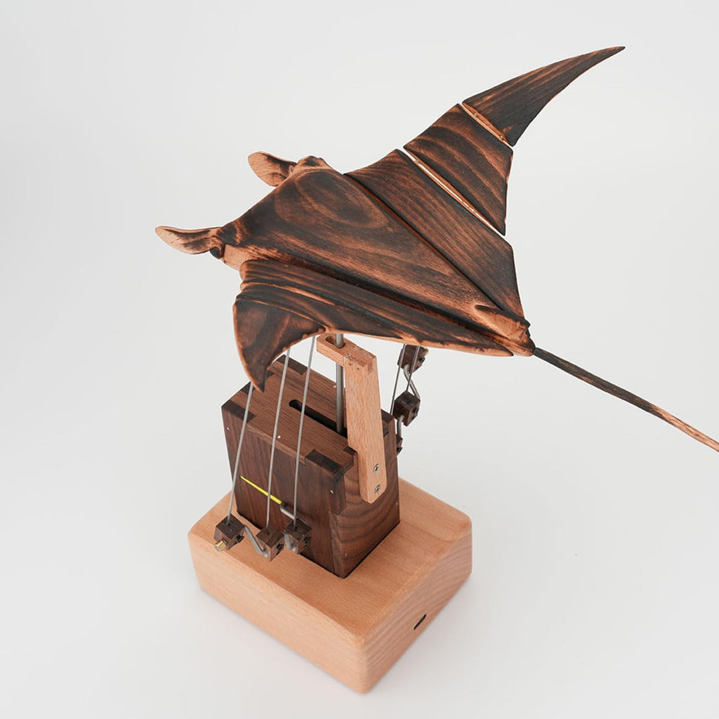 Wooden Mechanical ma-nta ra-y Dynamic Model, Kinetic Sculpture for Display
