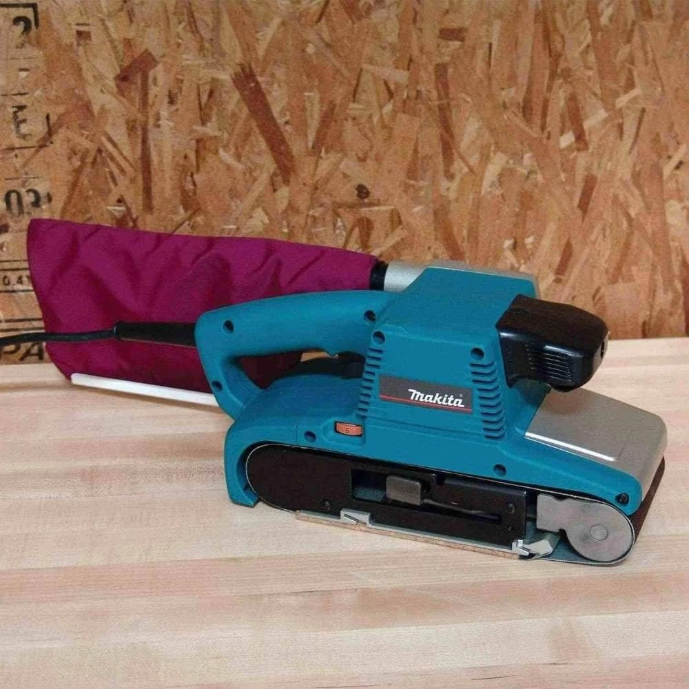 Makita 9404 4' x 24' Belt Sander, with Variable Speed , Blue