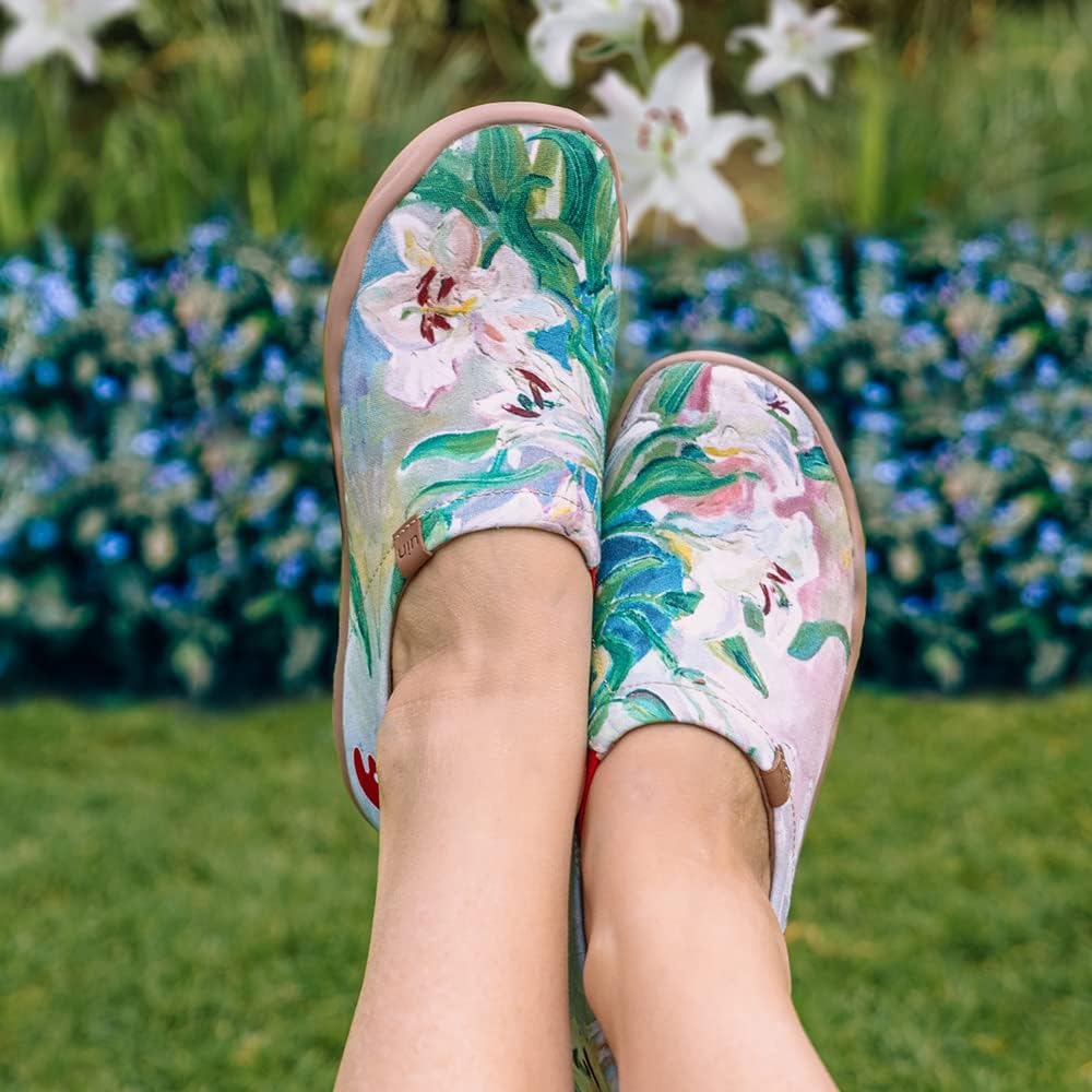 UIN Women's Slip On Shoes Colorful Comfortable Lightweight Art Travel Sneakers Casual Floral Stylish Everyday Loafers