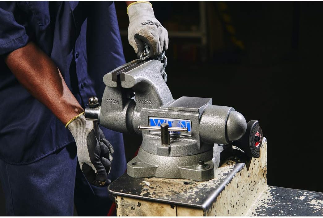 Wilton Tradesman Bench Vise, 6-1/2' Jaw (Width 6', Max Opening 4') Throat (Model 1765), Gray