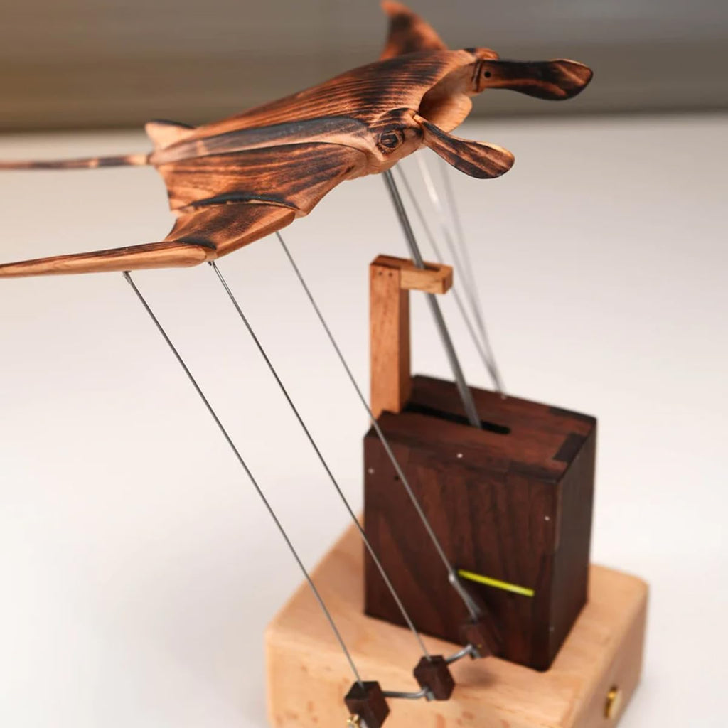 3D Wooden Kinetic Manta Ray, Dynamic Sculpture for Desk Decor from Natural Walnut & Beech Wood, Soothing Motion Art Gift for Adults & Collectors