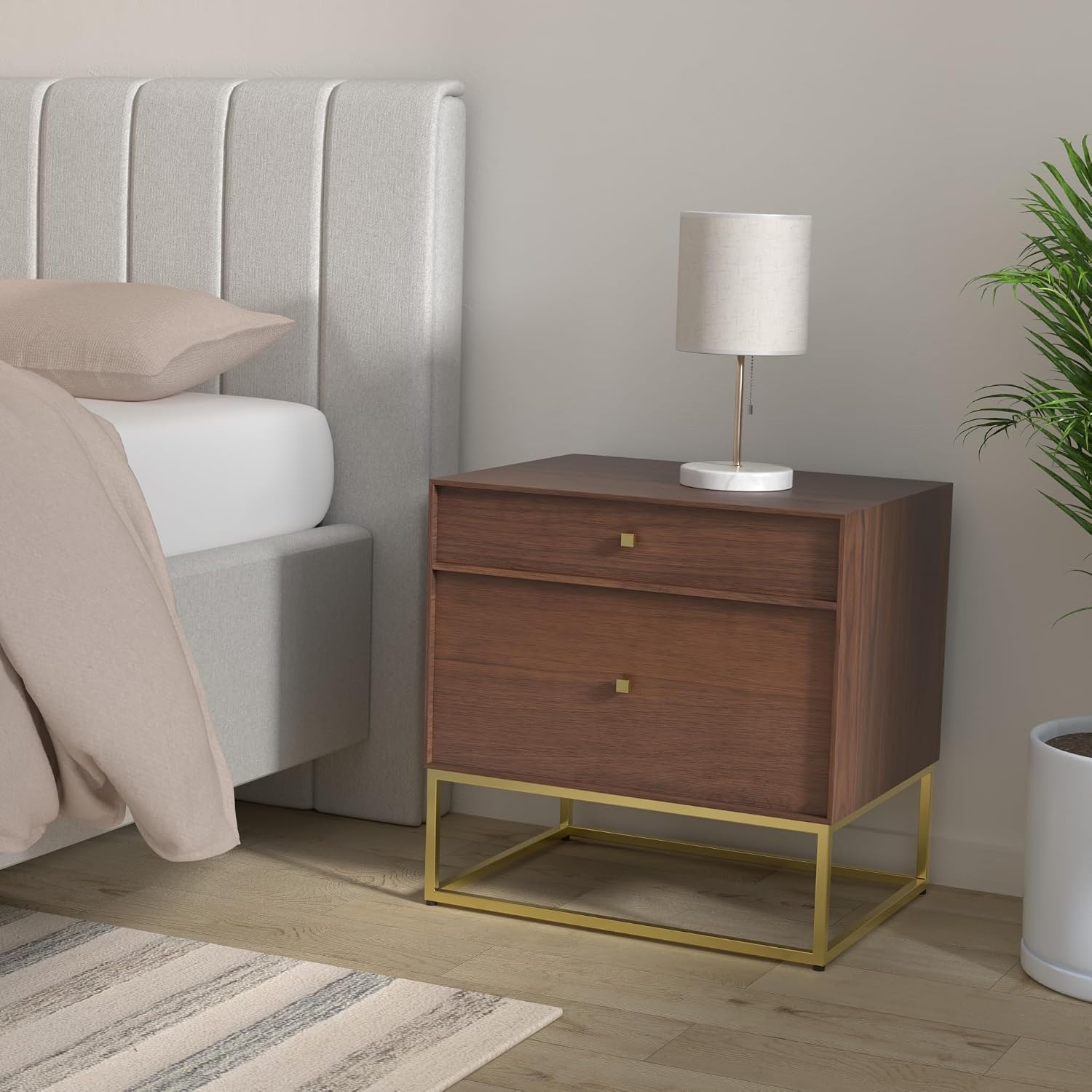 SAFAVIEH Couture Home Collection Adelyn Walnut & Gold 2-Drawer Nightstand Table, Fully Assembled (SFV7209A)