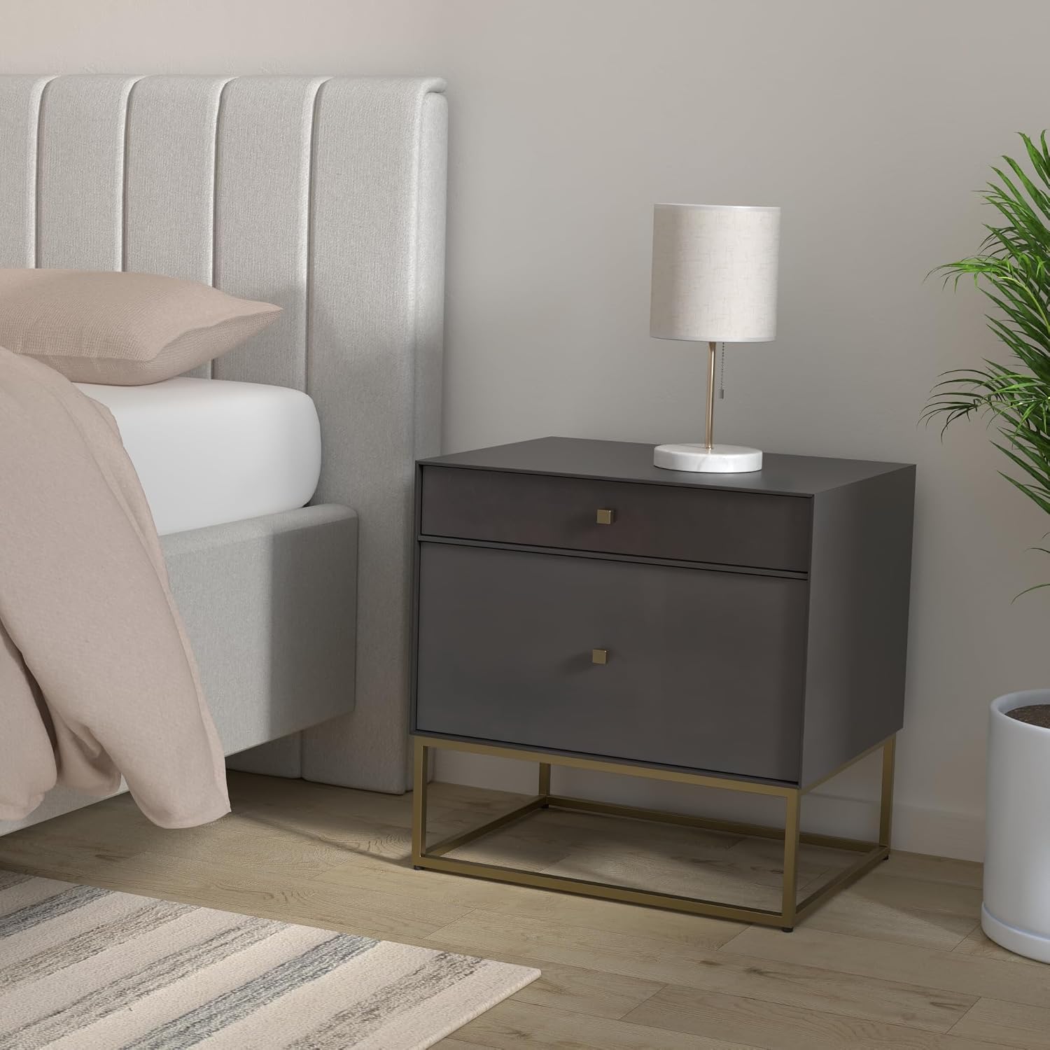 SAFAVIEH Couture Home Collection Adelyn Black & Gold 2-Drawer Nightstand, Fully Assembled (SFV7209B)