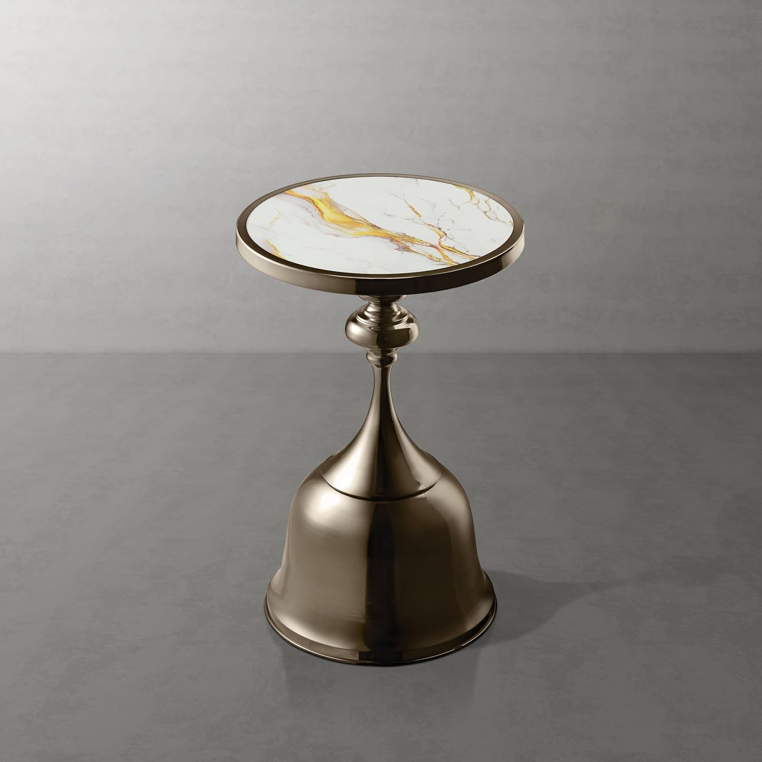 Homes: Inside + Out Halric Modern 24' Tall Round End Table with Decorated Tabletop and Iron Metal Base, Accent Furniture, Elegant Pedestal Stand for Living Room, Home Office, Antique Brass