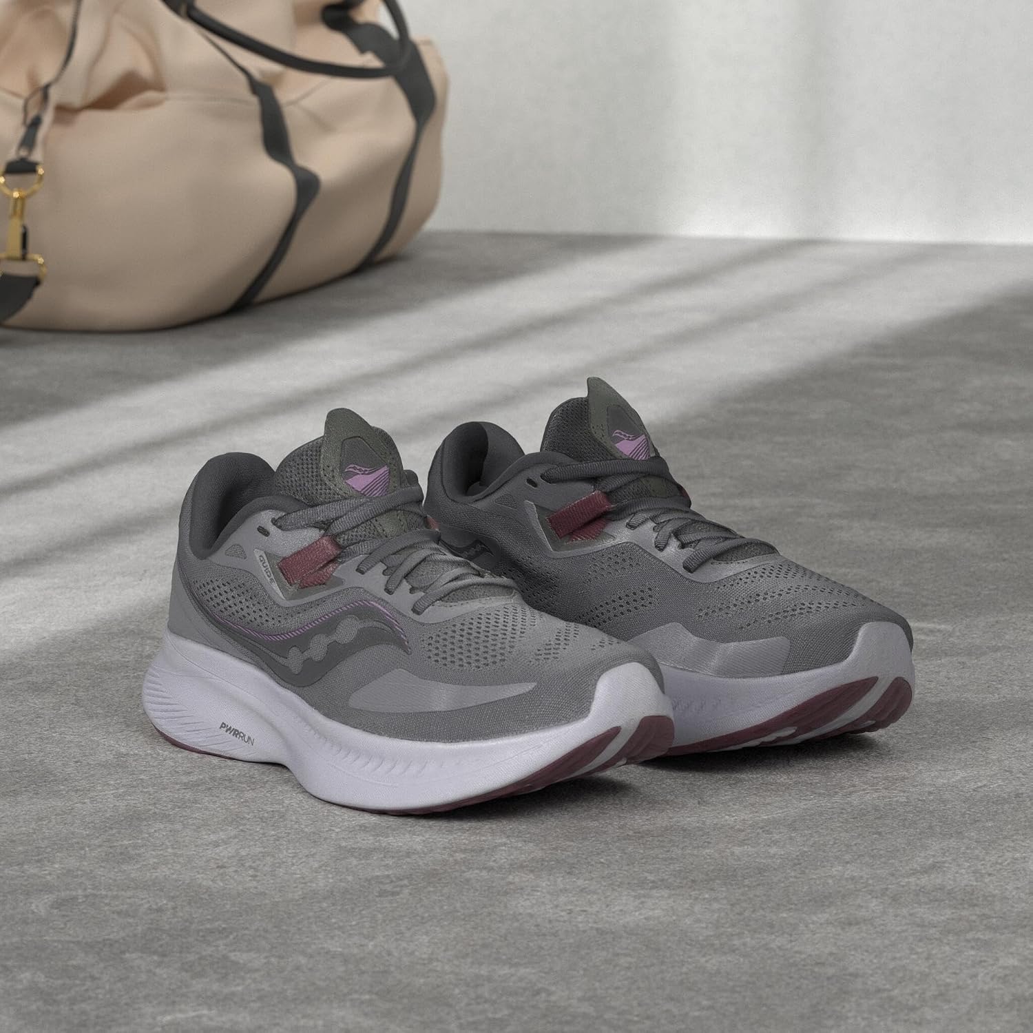 Saucony Women's Guide 15 Sneaker