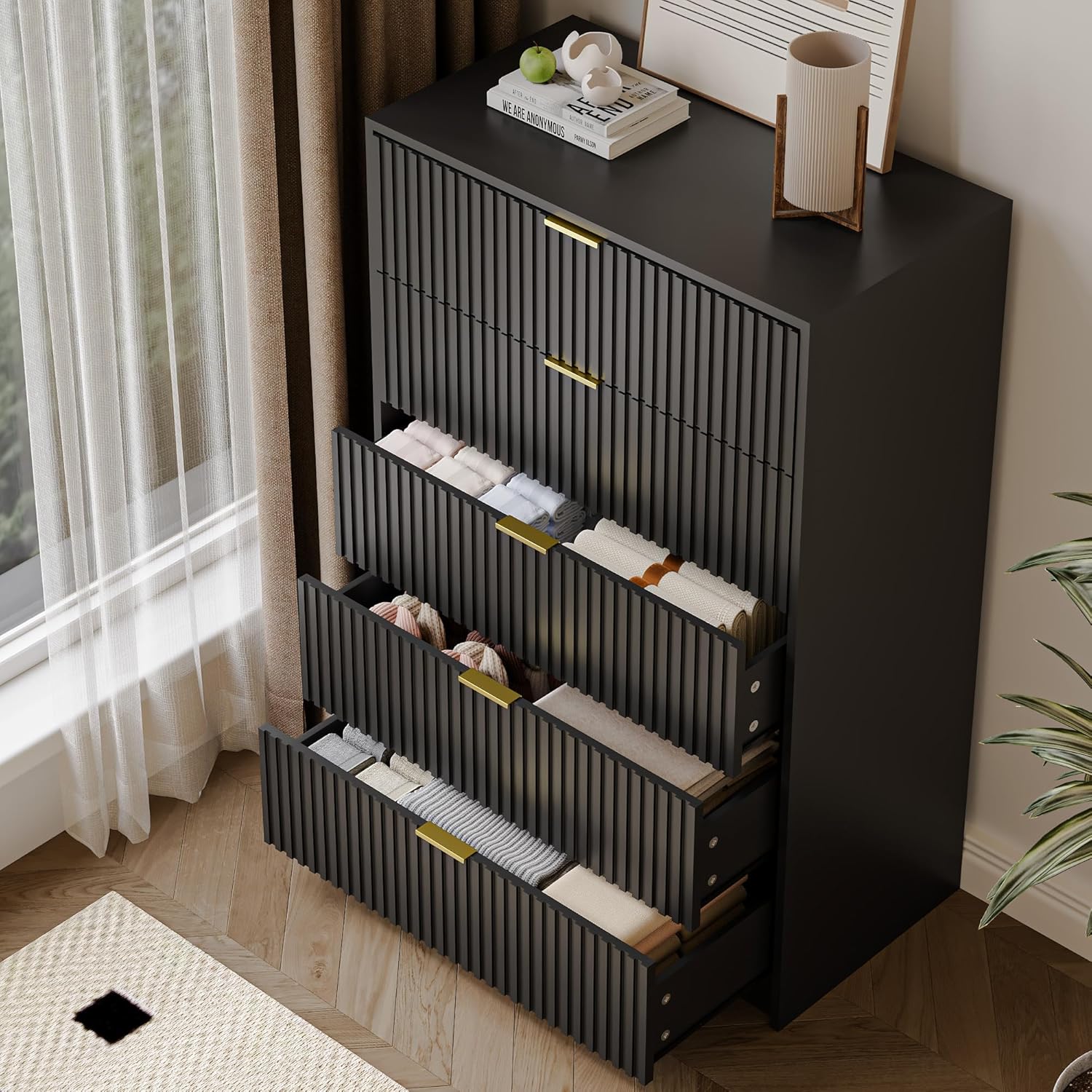 MAISONARIA 5 Drawer Dresser for Bedroom, Tall Dresser Chest of Drawers with Gold Handles, 32 Inch Wide Nightstand with for Bedroom, Living Rooms, Offices, and Entryways, Black
