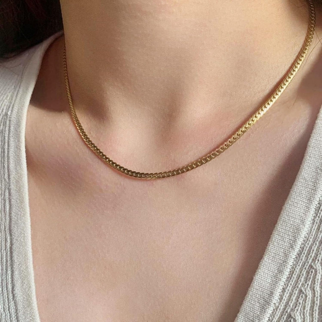Gold Chain for Women & Men,14K Gold Necklace for Men &Women Flat Snake Chains for Womens Herringbone Curb Choker Chains Necklaces 3MM Width，18' 20' 22' 24'