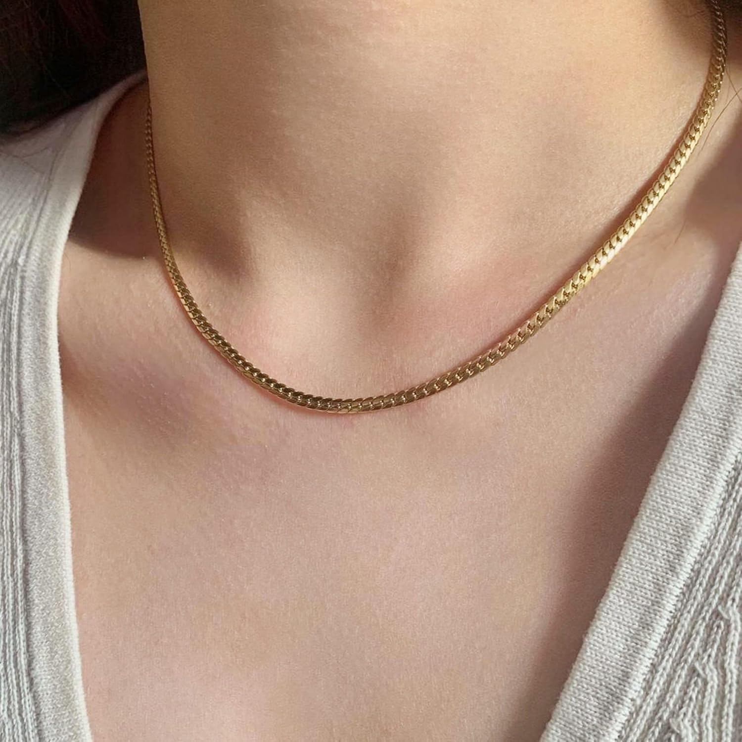 Gold Chain for Women & Men,14K Gold Necklace for Men &Women Flat Snake Chains for Womens Herringbone Curb Choker Chains Necklaces 3MM Width，18' 20' 22' 24'
