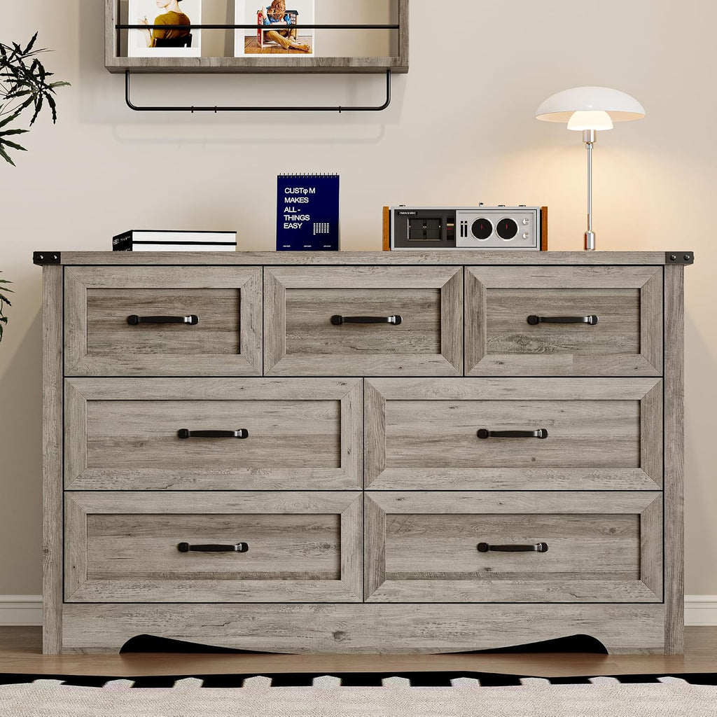 BORNOON 7-Drawer Dresser for Bedroom, Modern Wooden Chest of Drawers with Metal Handles, Anti-Tipping Design, Sturdy and Stable Storage Organizer for Living Room, Entryway, Home Office