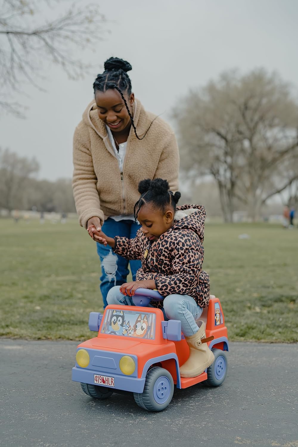 Bluey - Ride On Toy for Kids, LED Headlights, Music and Horn