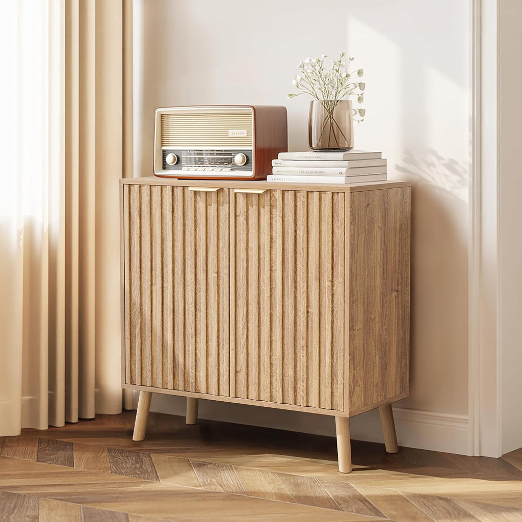 Pamapic Fluted Storage Cabinet, Sideboard Buffet with Doors and Shelf, Wooden Console Table & Credenza, Multifunctional Entryway Cabinet for Living Room, Dining Room (Natural)