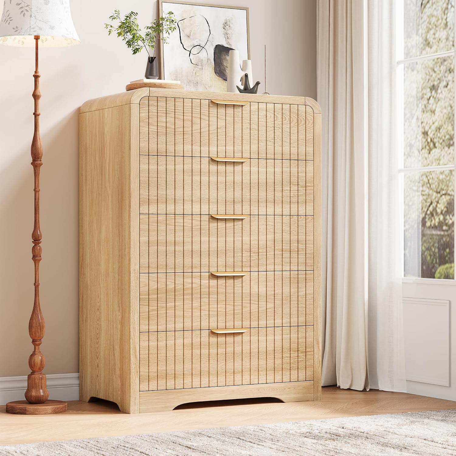 Jocoevol Fluted 5 Drawer Dresser, 43' Tall Dresser Chest of Drawers Curved Profile Design, Wood Mid Century Vertical Dresser Natural Texture for Bedroom, Natural Oak Dresser