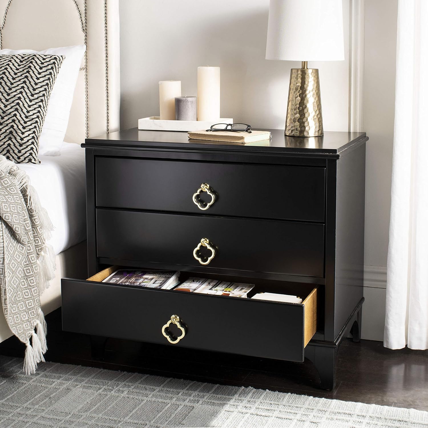 Safavieh Home Collection Hannon 3 Drawer Contemporary Nightstand