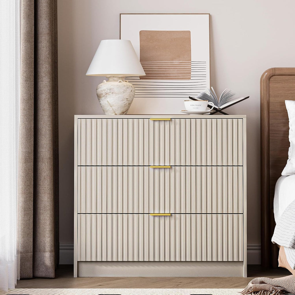 MAISONARIA Fluted Dresser for Bedroom, 32 Inch Wide Nightstand with Large Drawer, 3 Drawer End Table for Bedroom, Living Rooms, Offices, and Entryways, Beige