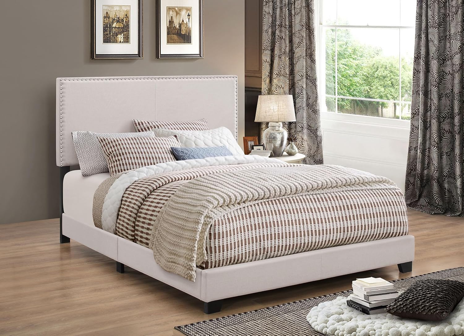Coaster Home Furnishings - Boyd - Wood - Upholstered Panel Bed with Chrome Nailhead Trim, Open Frame and Transitional Design - Bedroom - Full Size - Ivory - 350051F