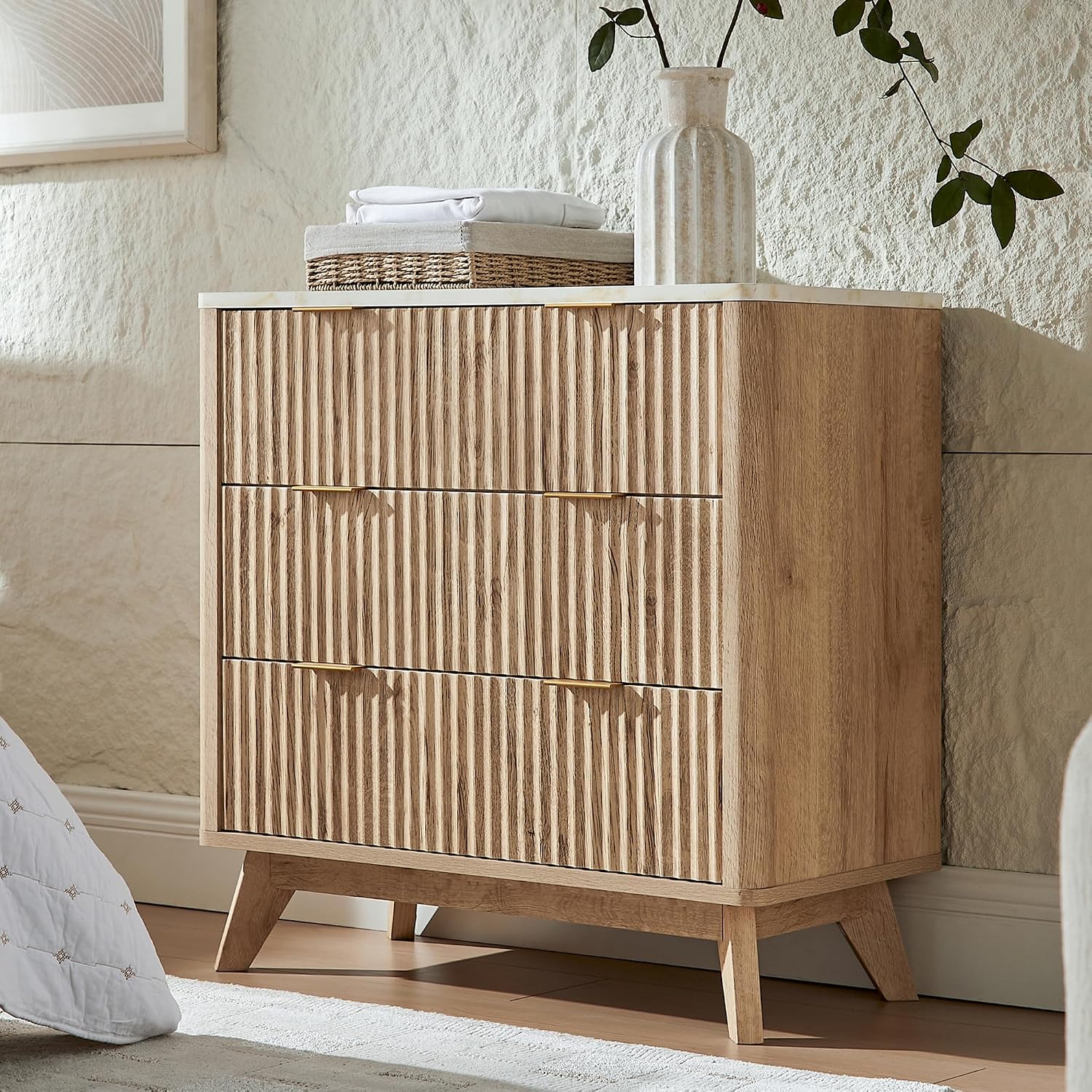 T4TREAM Fluted 3 Drawer Dresser, 32' Tall Modern Chest of Drawers with Faux Marble Top, Curved Profile Design, Wood Drawer Organizer for Bedroom, Living Room, Hallway, Entryway, Natural Oak